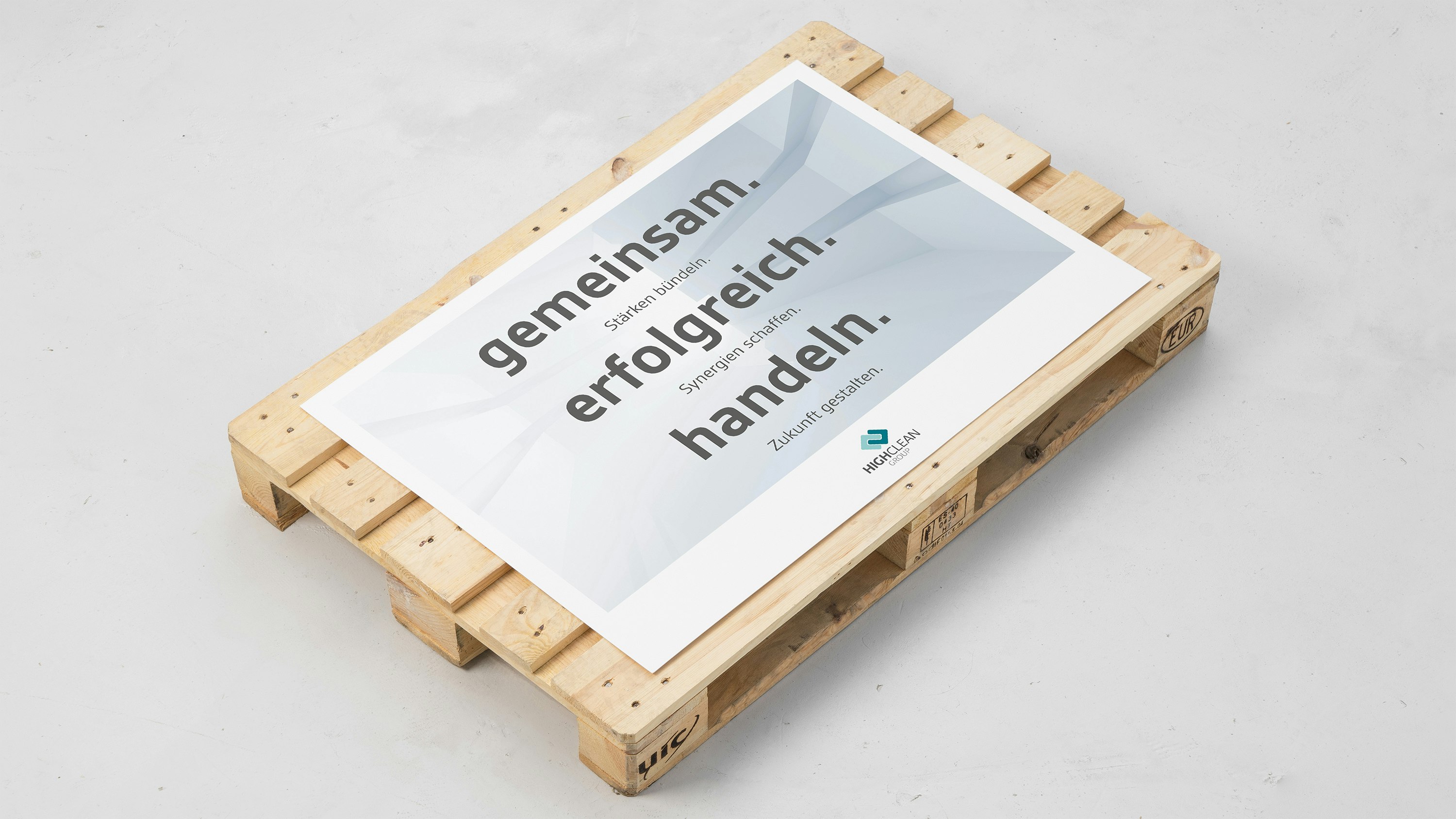 Mockup Highclean Group Poster